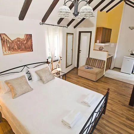 Imperator Vendégház Split