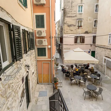 Imperator Vendégház Split