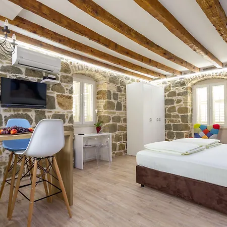 بيت ضيافة Imperator سبليت