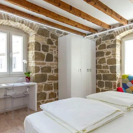 ゲストハウス Imperator