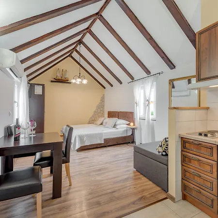 Imperator 4* سبليت