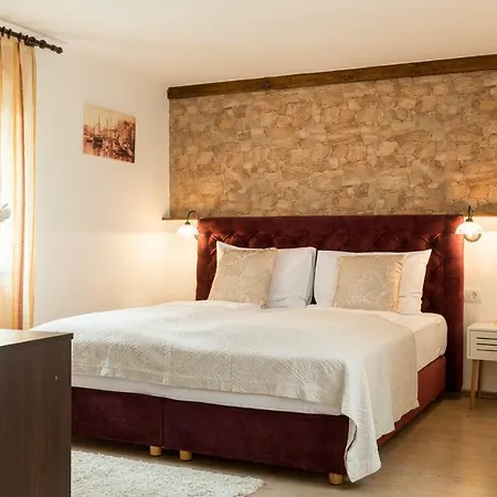 Imperator Gostinjska kuća 4*