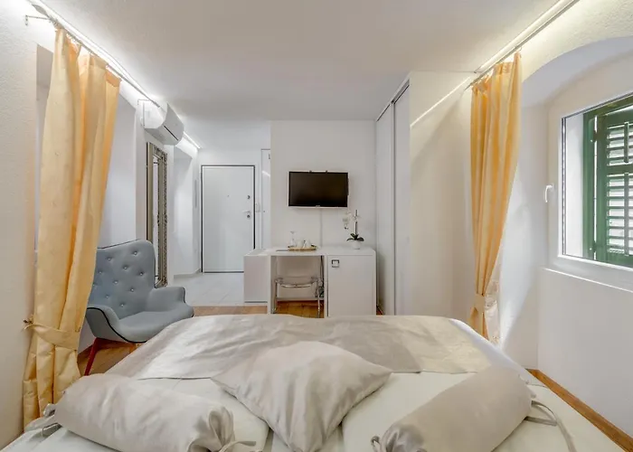 Gasthuis Imperator 4*