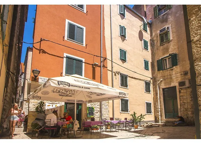 Gasthuis Imperator 4*